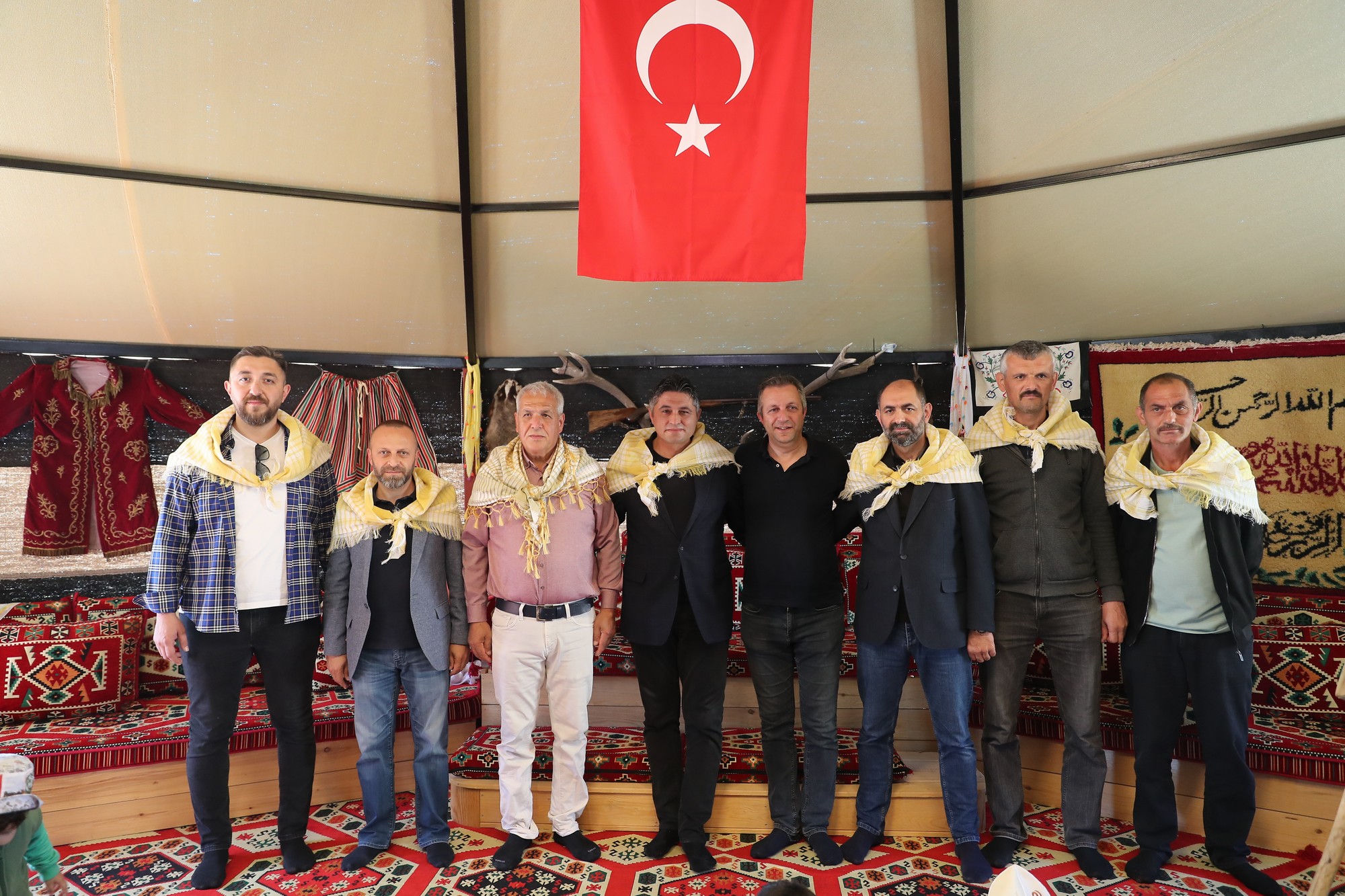 Aliağa Yörükler Derneği’nden Oba Park’ta Hıdırellez Şenliği