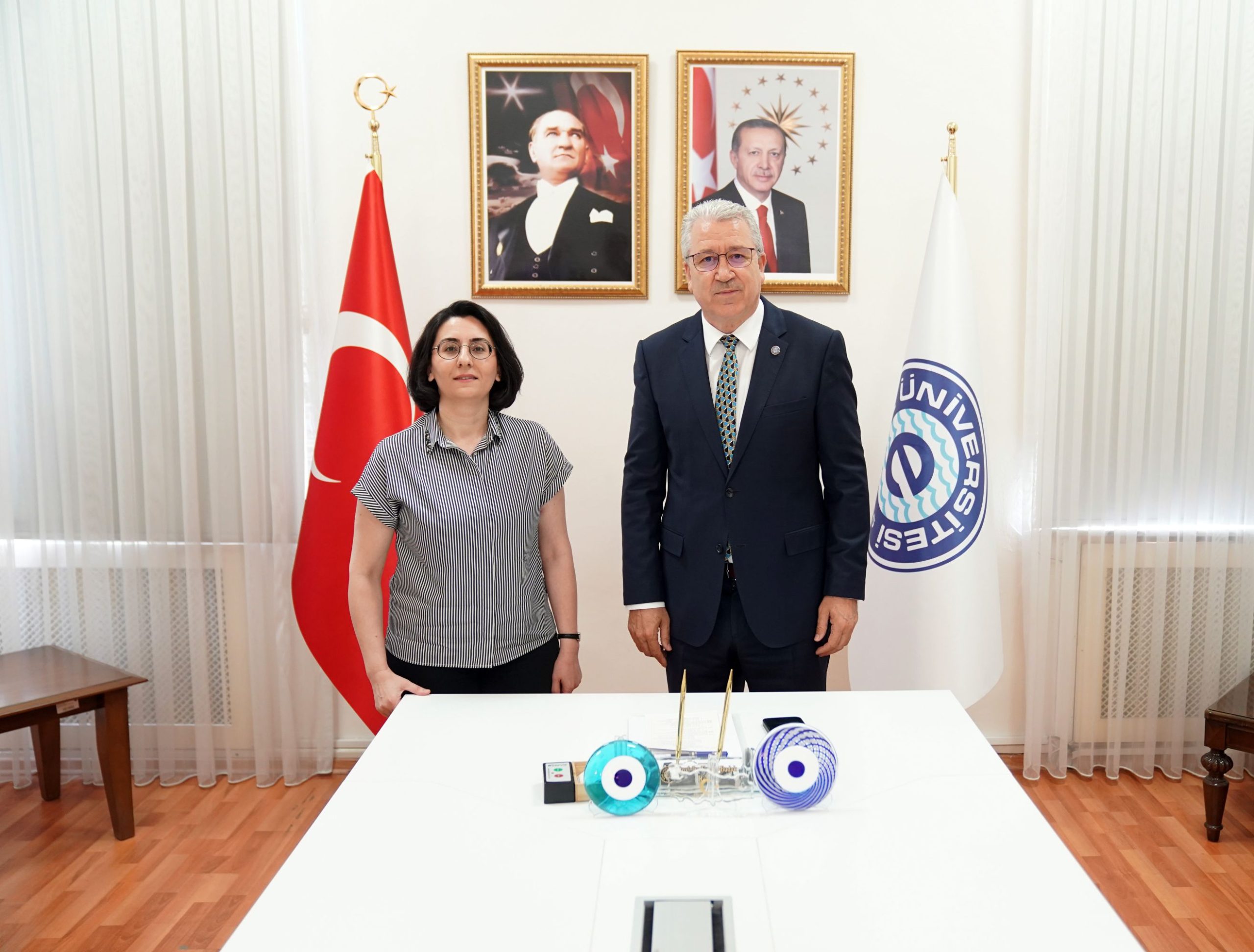 Egeli akademisyen ve ekibi ChatGPT’nin ürettiği metinlerin söylem analizini gerçekleştirecek