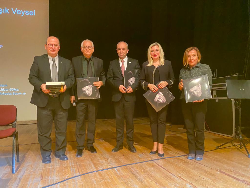 Ege Üniversitesi Âşık Veysel’i Unutmadı