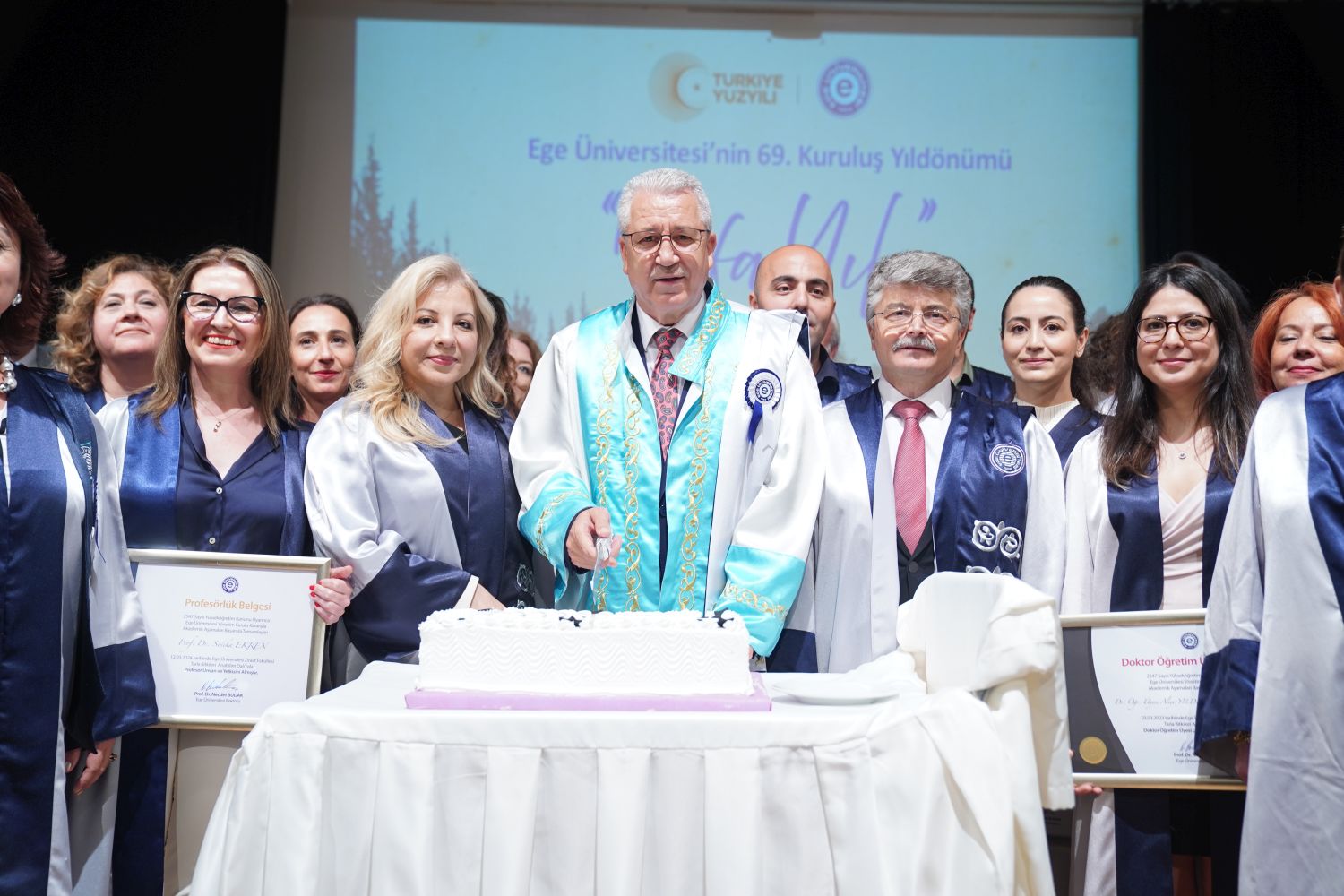 Ege Üniversitesi 69’uncu kuruluş yıl dönümünü kutladı