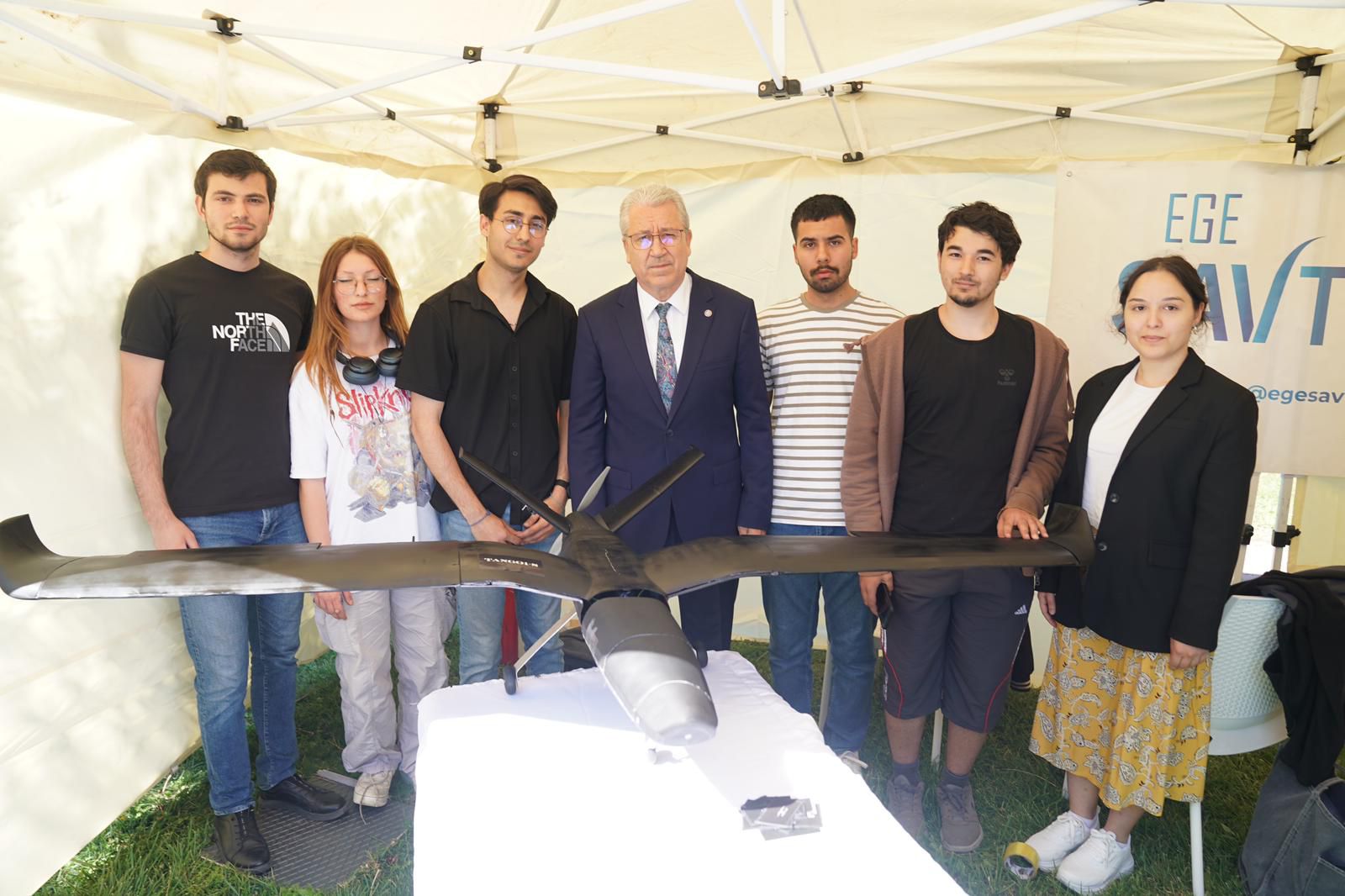 Egeli gençlerin tasarladığı İHA,  TEKNOFEST’te havalanacak