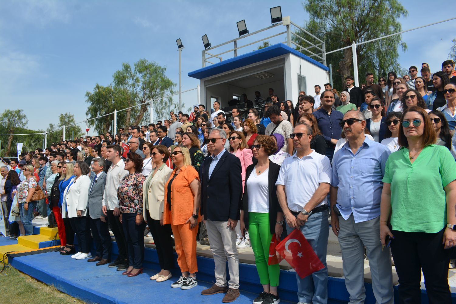 “Ege’ye Vefa Yılı Şenlik Yürüyüşü” renkli görüntülere sahne oldu