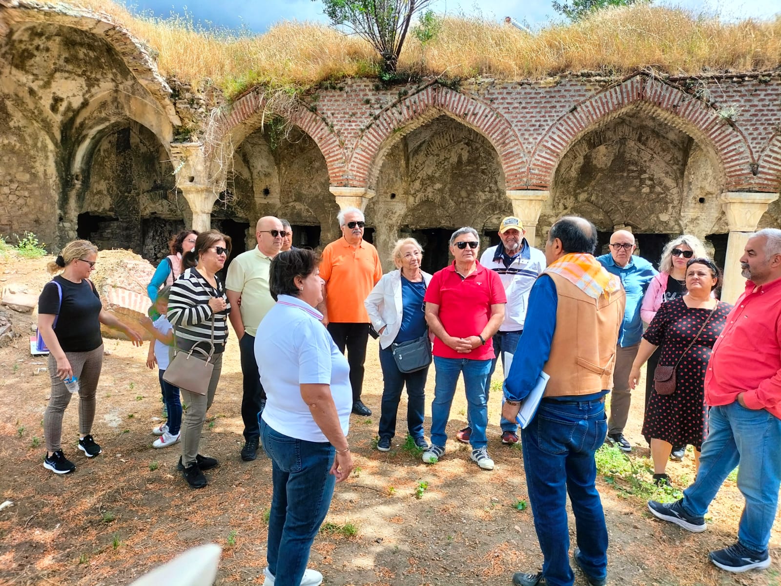 Urla Rotary Kulübü Seferihisar’da unutulmaz bir gezi düzenledi