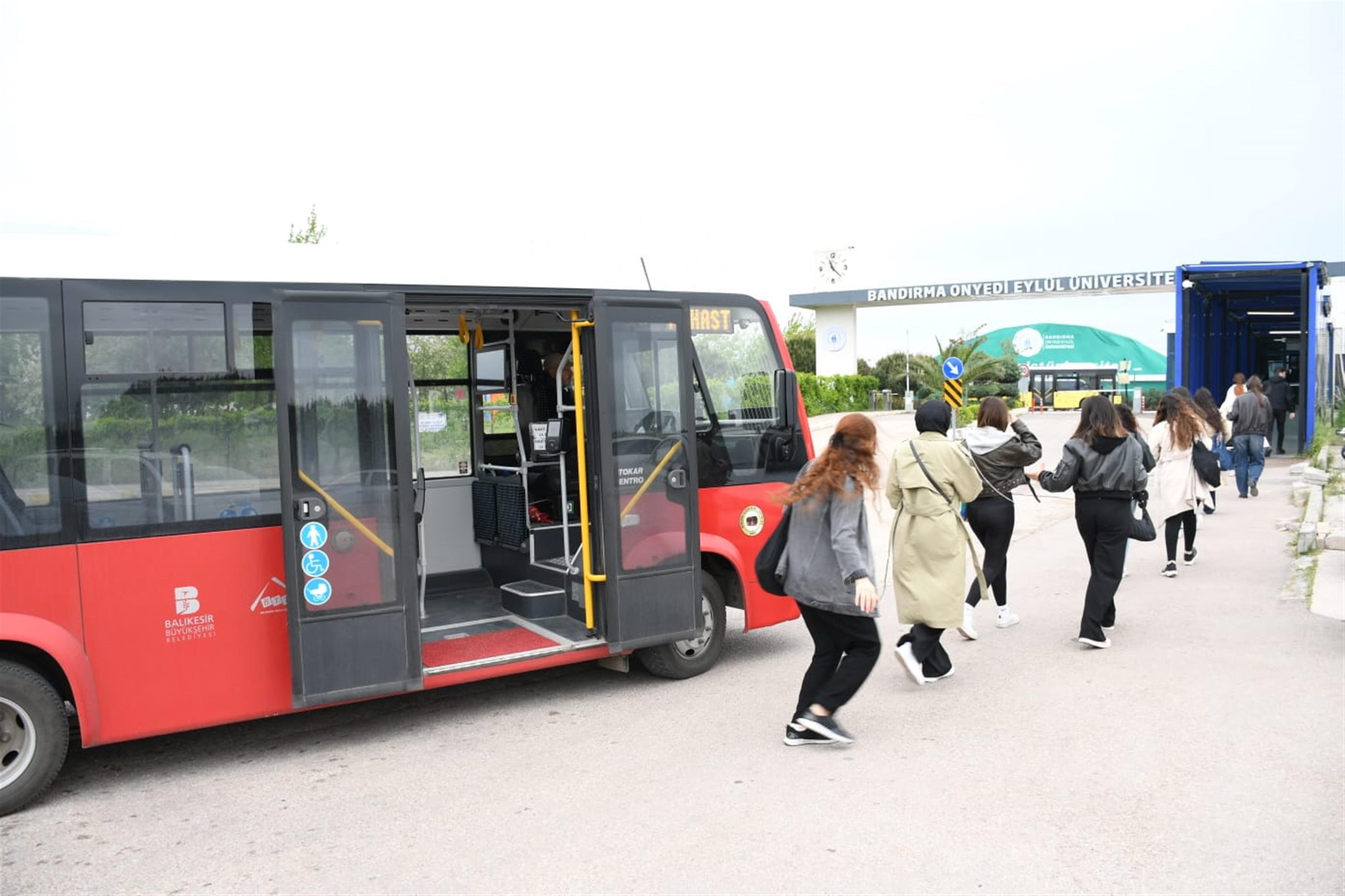 Öğrenciler, sınav yolunda ücretsiz ulaşımı 106 bin 204 kullandı