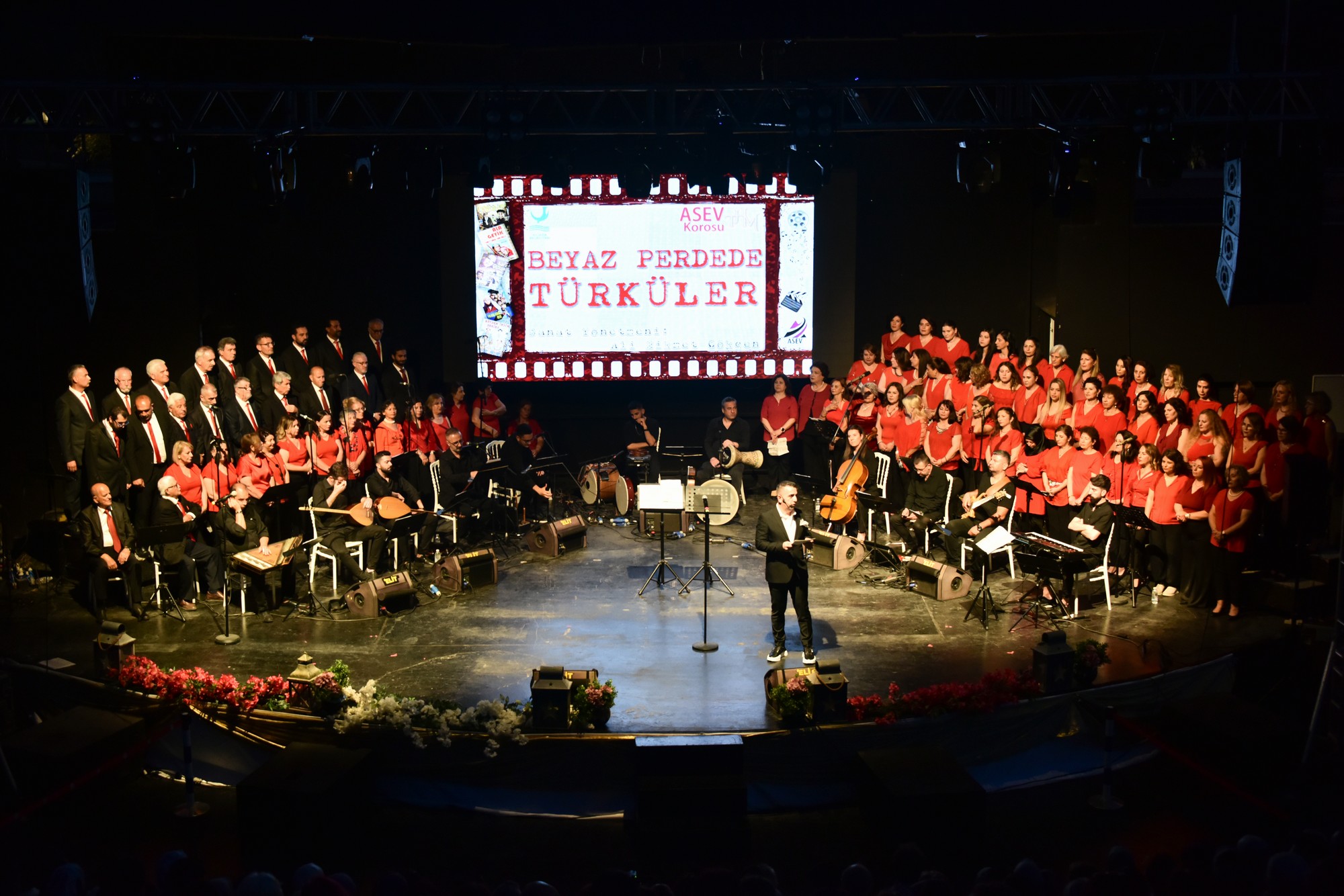 ASEV THM Korosu’ndan ‘Beyaz Perdede Türküler’ Konseri